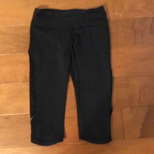 Women’s Lululemon crops